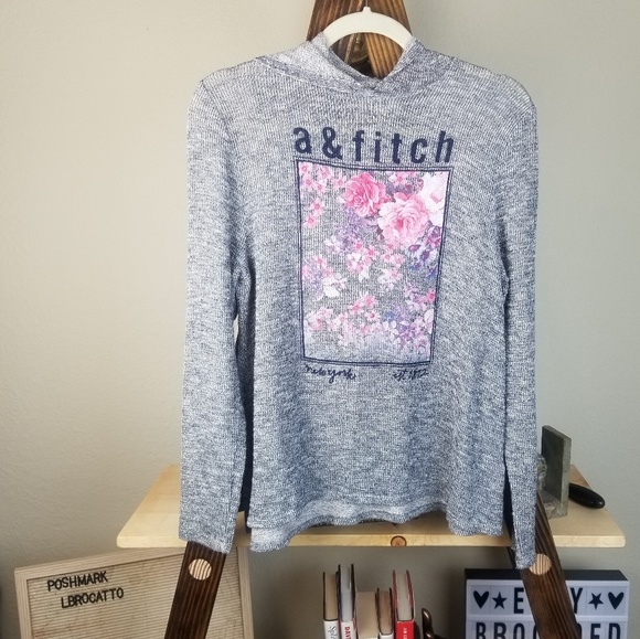 Abercrombie & Fitch Other - 👑 A & F Metallic New York Floral Hoodie